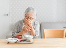 「噛む・飲む・話す」の重要性